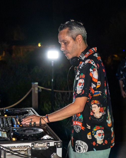 Auteur: Julien ANGELLA ARIAVISTA