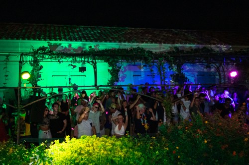 Auteur: Julien ANGELLA ARIAVISTA